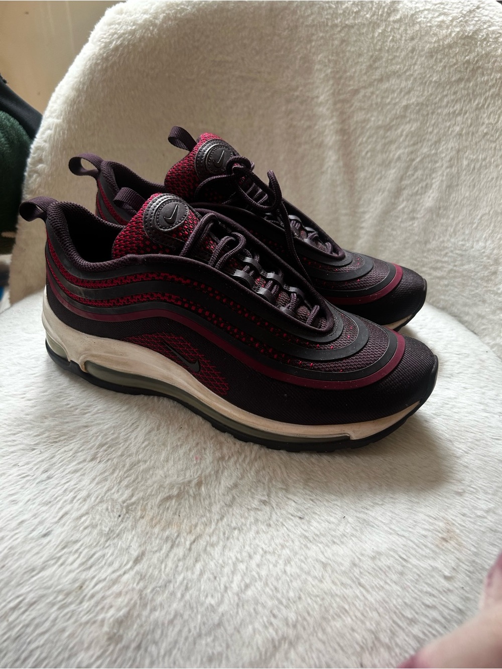 Nike Women’s Air Max 97’s In Burgundy